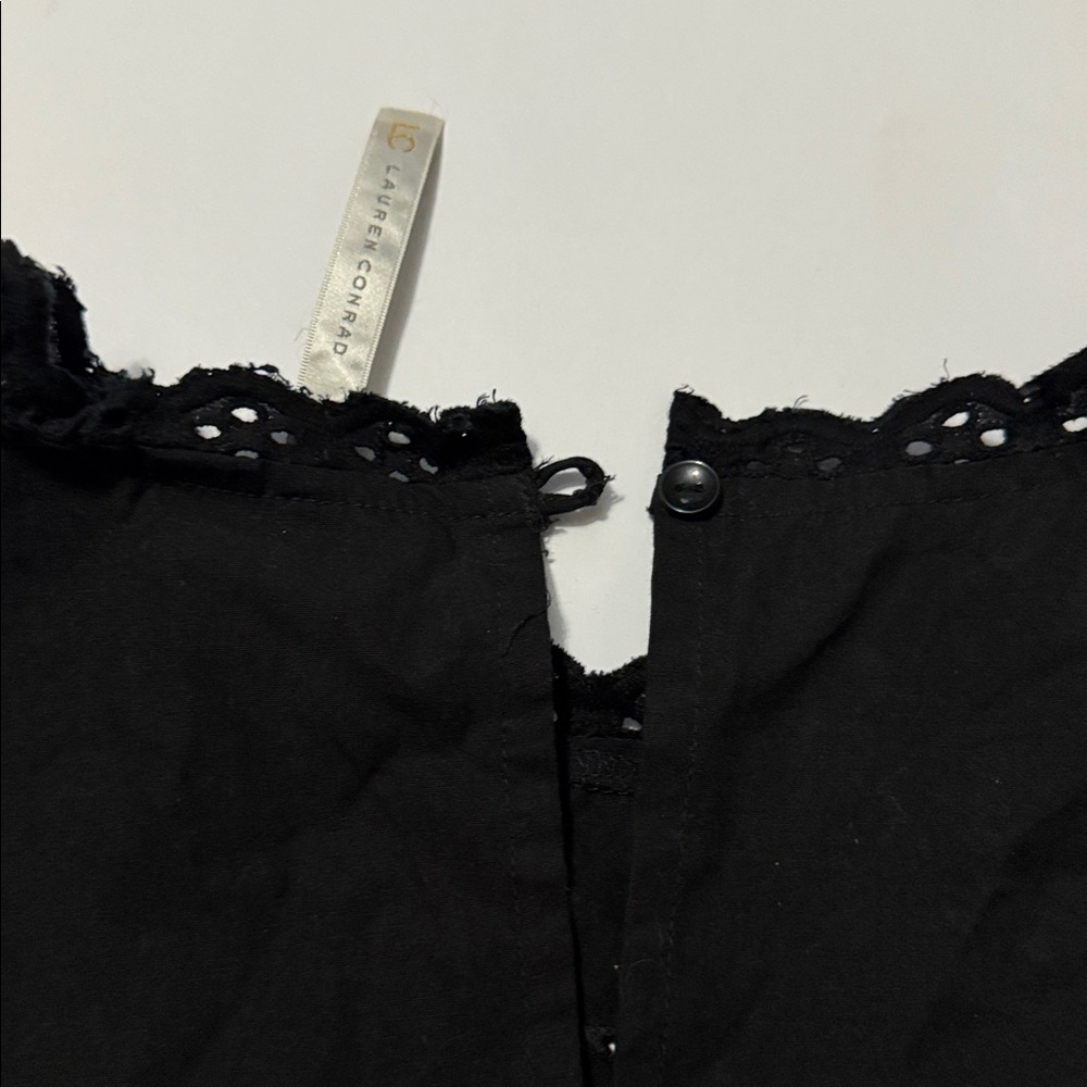 NWT- Women's LC Lauren Conrad black Embroidered Poplin Top size small - Picture 7 of 11